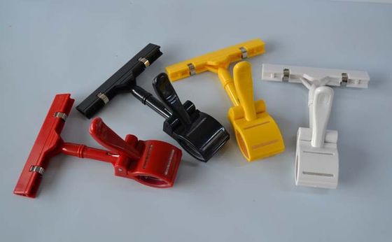 ABS POP 昇進の値段のホールダー クリップ、親指の形のプラスチック棚付けクリップ