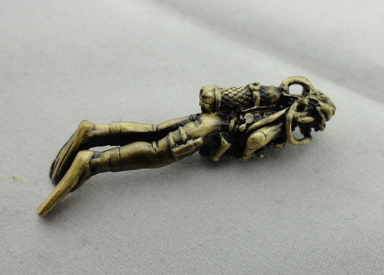 金属の完全な救助のキー ホルダー、旧式な金張りのピューター昇進の Keychain