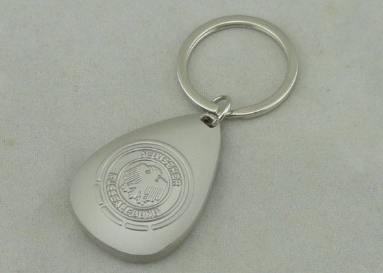 OEM 3D 亜鉛合金の昇進の Keychain の霧深いニッケルの柔らかいエナメル